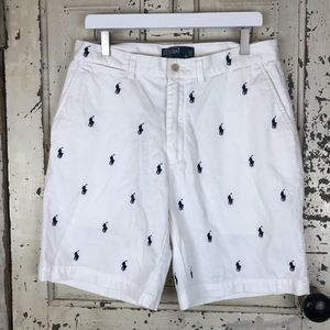 Polo shorts with navy logo